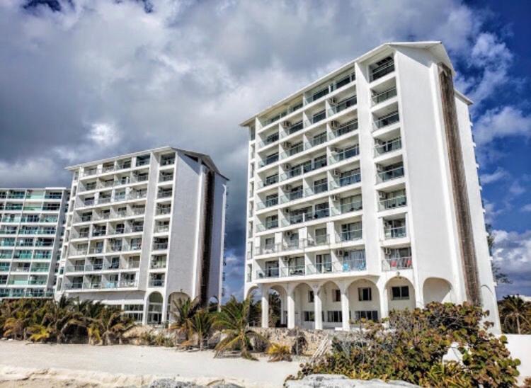 Studio Oceanfront Prime Location 칸쿤 외부 사진